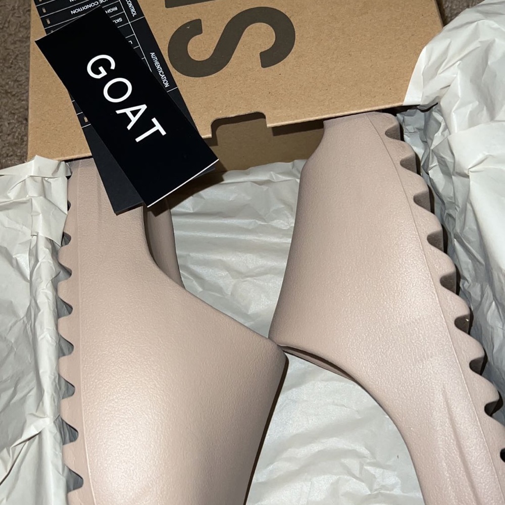 Yeezy Slides in “Pure”
